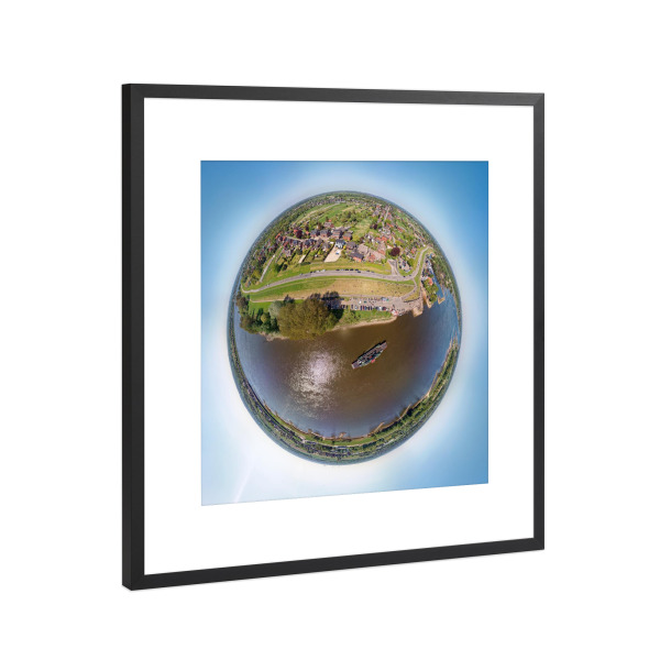 Poster mit Rahmen Schwarz (Metallic) "Hamburg - Zollenspieker Elbfähre" artboxONE - Städte,Städte / Hamburg,Natur,Reise,Architektur