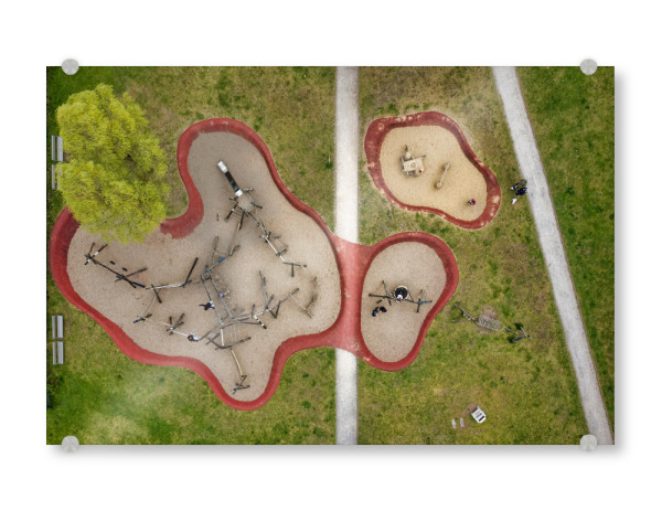 Acrylglasbild "Hamburg-Harburg Schlossspielplatz" artboxONE - Städte,Städte / Hamburg,Reise,Architektur