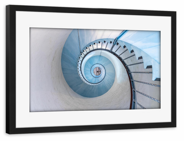 Poster mit Rahmen schwarz "Leuchtturm von innen" artboxONE - Architektur