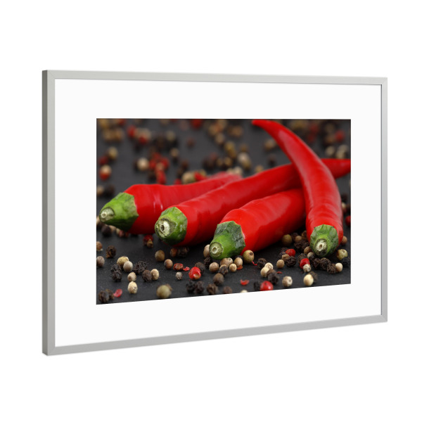 Poster mit Rahmen Silber "Hot Pepper" artboxONE - Essen & Trinken - Chili,Chilischoten,Scharf,Gewürze,Gemüse,Lebensmittel,Pfeffer