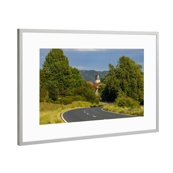 Poster mit Rahmen Silber "Landstraße nach Herleshausen" artboxONE - Städte,Natur,Architektur