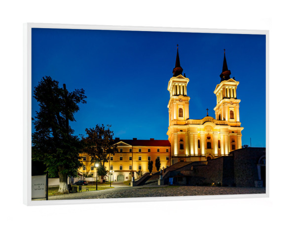 Poster mit weißem Rahmen "Die Wallfahrtskirche Maria Radna" artboxONE - Architektur