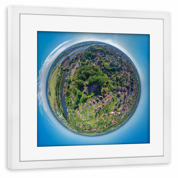 Poster mit Rahmen weiß "Lauenburg/Elbe -Weststadt & Hafen" artboxONE - Städte,Natur,Reise,Architektur,Reise / Länder