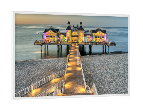 Poster mit weißem Rahmen "Seebrücke in Sellin auf Rügen" artboxONE - Reise,Architektur,Reise / Strand und Meer