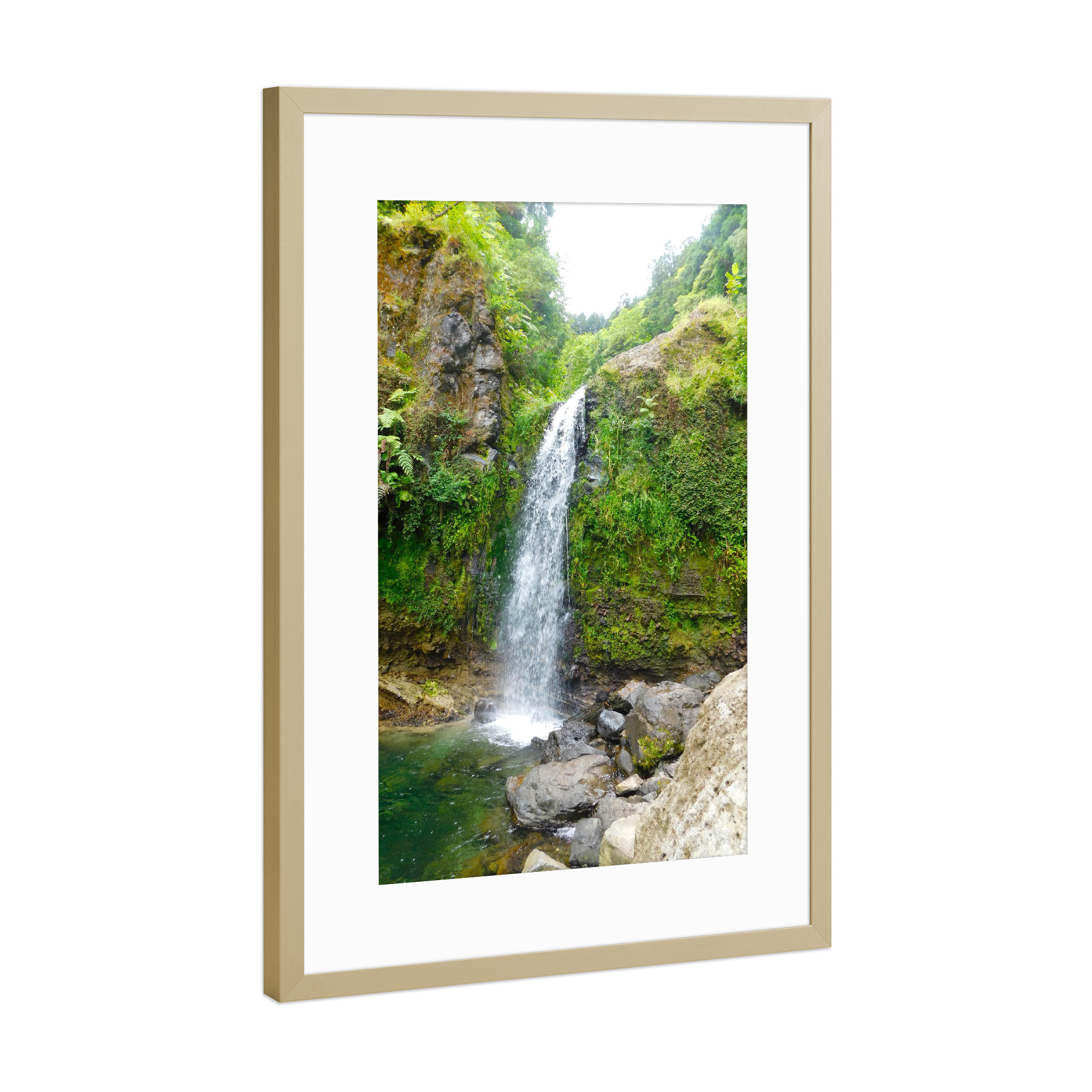 Poster mit Rahmen Gold "Wasserfall São Miguel" artboxONE - Natur,Reise,Reise / Länder