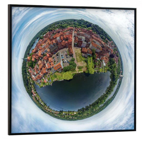 Poster mit schwarzem Rahmen 30x30 cm "Mölln-Stadtsee, See-&Grubenstr;lo" artboxONE - Städte,Natur,Reise,Architektur,Städte / Weitere