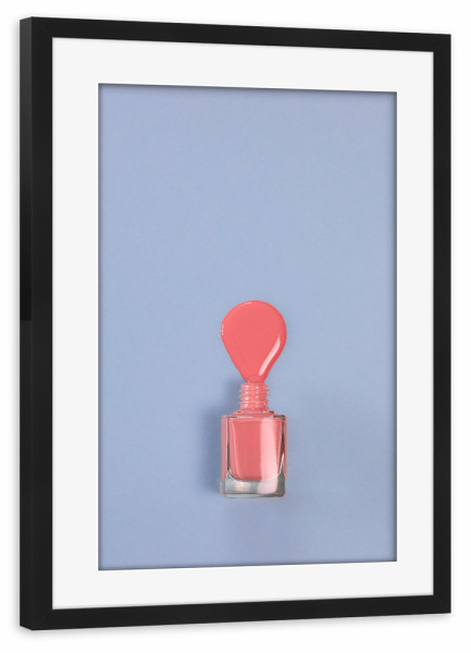 Poster mit Rahmen schwarz "Nagellack hellblau rosa" artboxONE - Fashion
