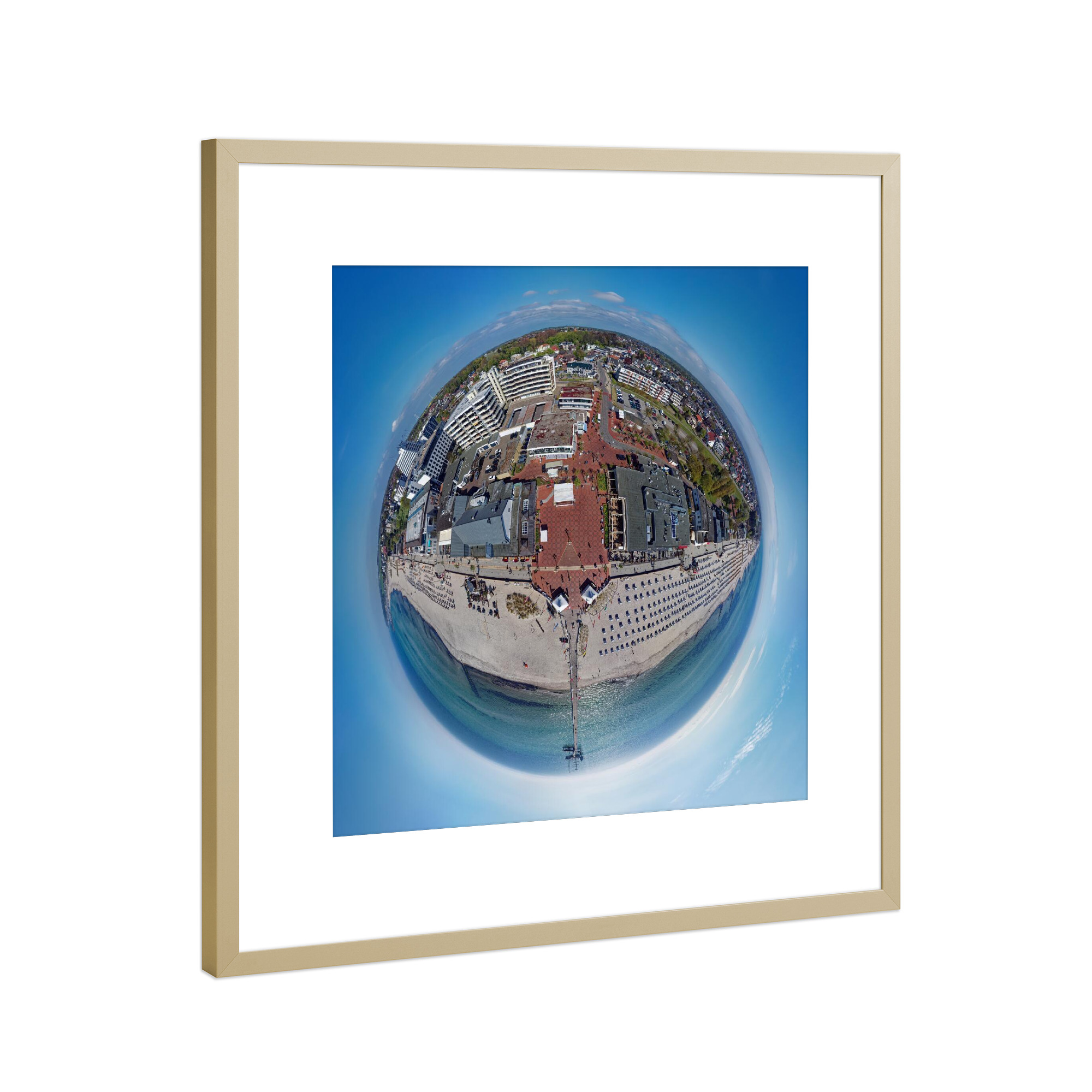 Poster mit Rahmen Gold "Seebrücke Grömitz - low" artboxONE - Städte,Natur,Reise,Architektur,Reise / Strand und Meer