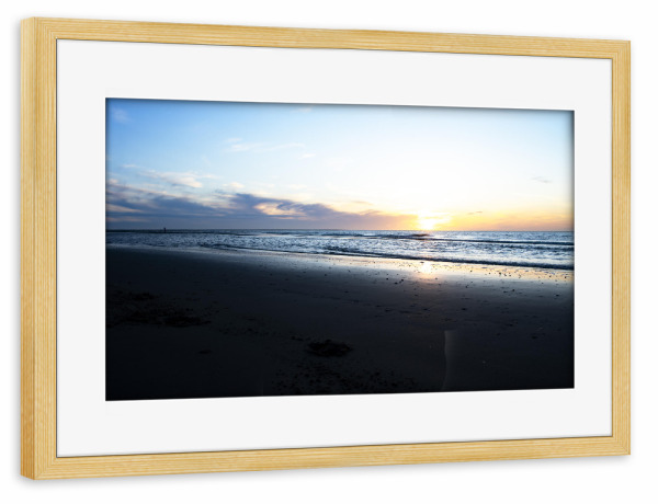 Poster mit Rahmen kiefer "The Sea And A Sunset" artboxONE - Natur,Reise
