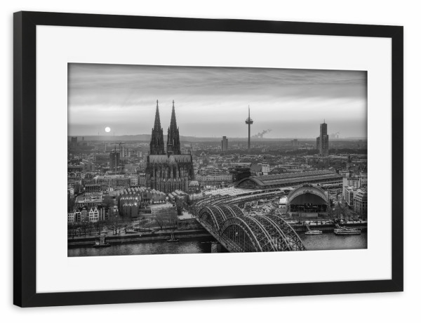 Poster mit Rahmen schwarz "Köln Skyline SW" artboxONE - Städte / Köln,Schwarzweiß,Architektur