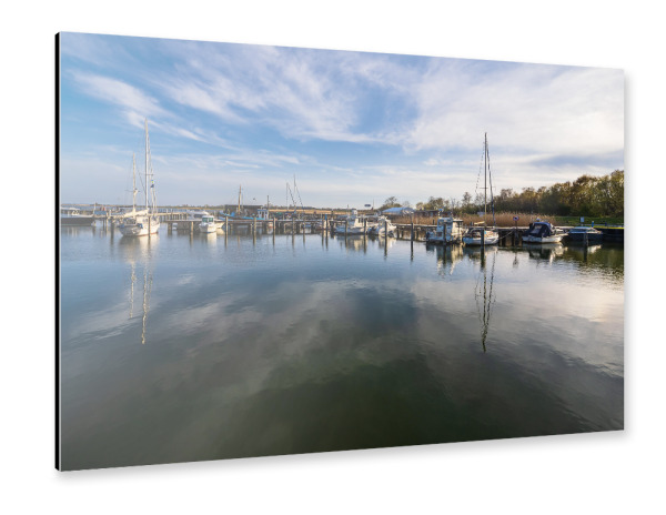 Alu-Dibond "Boote, Steg, Wolken" 30x20 cm artboxONE