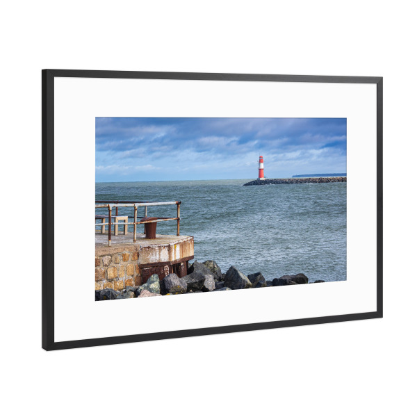 Poster mit Rahmen Schwarz (Metallic) "Blick auf die Ostmole" artboxONE - Natur,Reise,Architektur,Reise / Strand und Meer