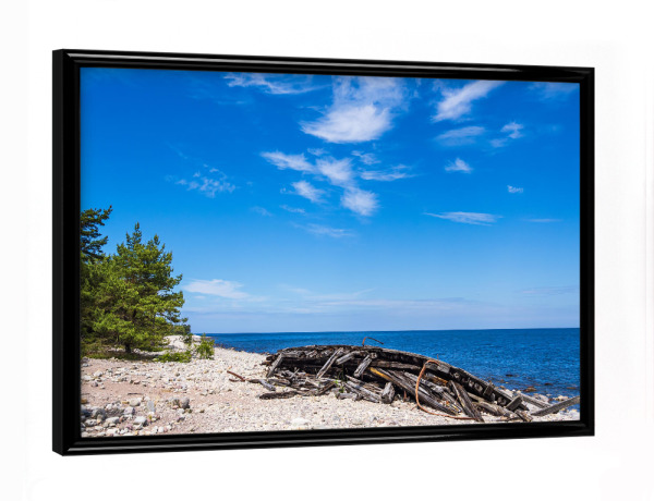Poster mit schwarzem Rahmen "Strand, Wrack, Ostsee" artboxONE - Natur,Reise,Reise / Strand und Meer,Reise / Länder