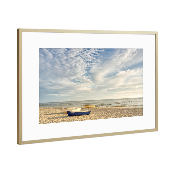 Poster mit Rahmen Gold "Fischerboote auf Usedom" artboxONE - Natur,Reise,Reise / Strand und Meer