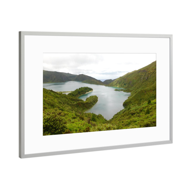 Poster mit Rahmen Silber "Lagoa do Fogo" artboxONE - Natur,Reise,Reise / Strand und Meer,Reise / Länder