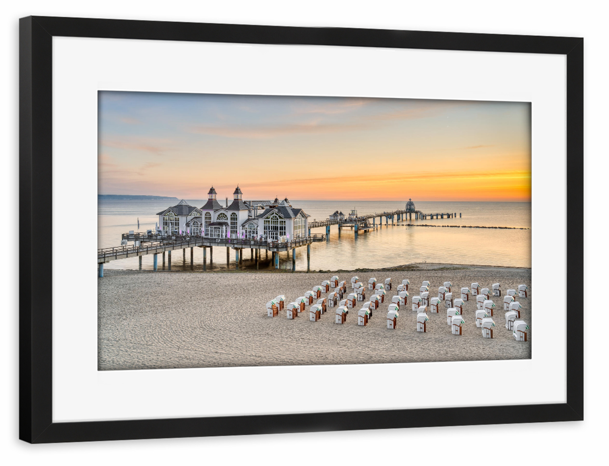 Poster mit Rahmen schwarz "Seebrücke Ostseebad Sellin" artboxONE - Reise,Architektur,Reise / Länder