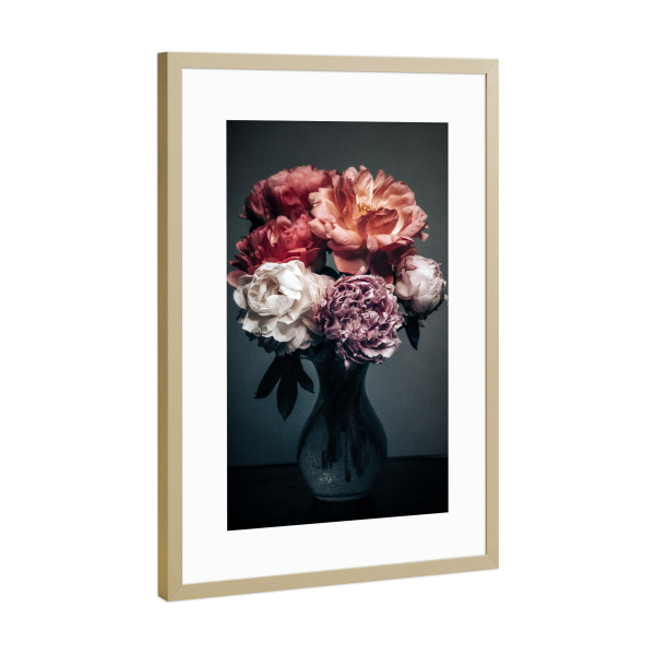Poster mit Rahmen Gold "Pfingstrosen in der Vase" artboxONE - Natur,Floral