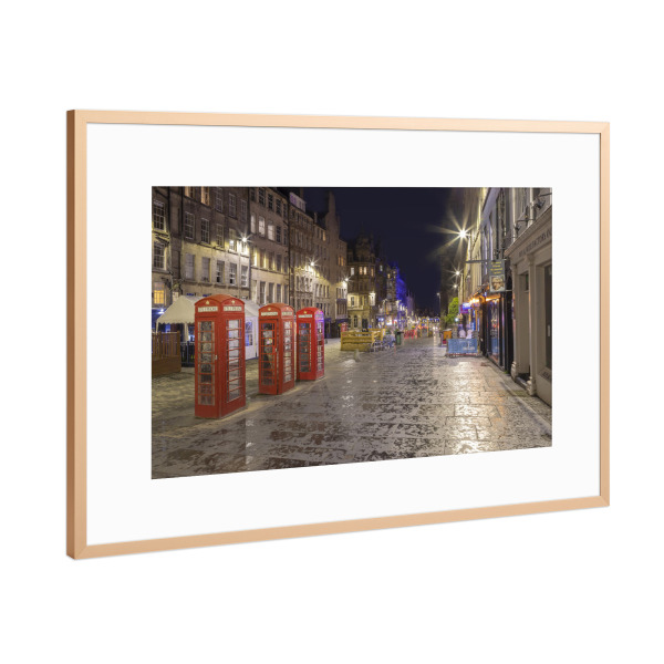 Poster mit Rahmen Kupfer "Royal Mile in Edinburgh" artboxONE - Städte,Architektur