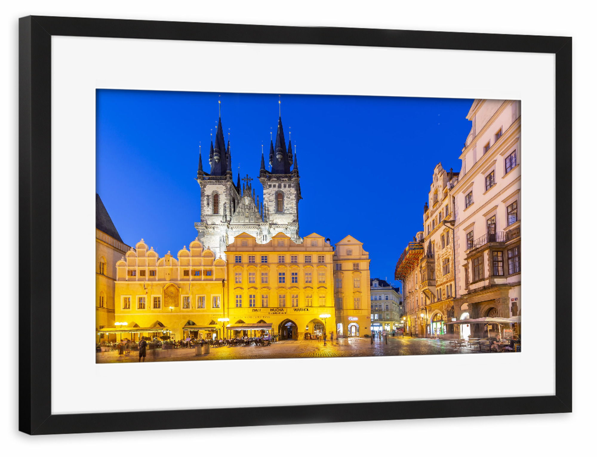 Poster mit Rahmen schwarz "Blaue Stunde an der Teynkirche" artboxONE - Architektur,Städte / Prag