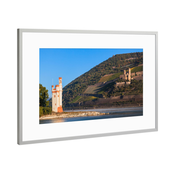 Poster mit Rahmen Silber "Bingen am Rhein, Mittelrheintal" artboxONE - Reise,Architektur