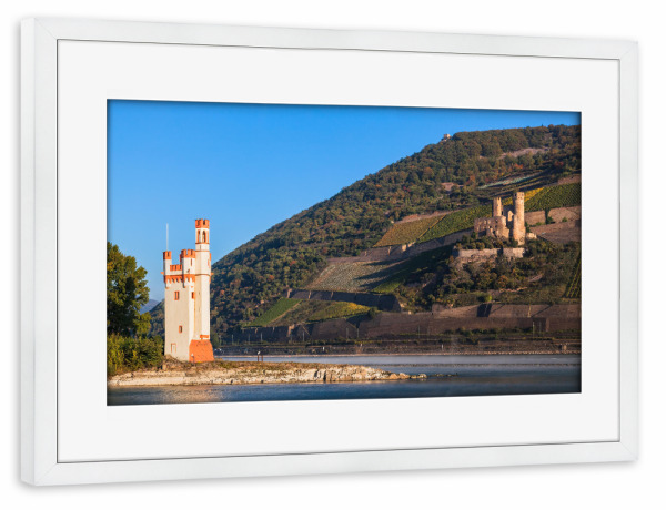 Poster mit Rahmen weiß "Bingen am Rhein, Mittelrheintal" artboxONE - Reise,Architektur