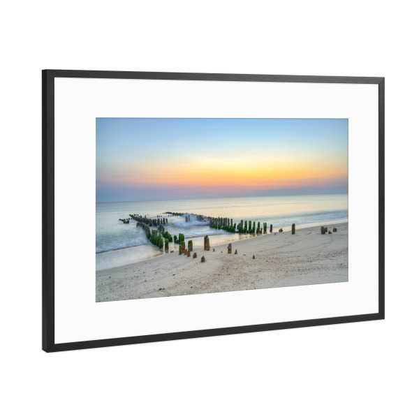 Poster mit Rahmen Schwarz (Metallic) "Buhne bei Rantum auf Sylt" artboxONE - Natur,Reise,Reise / Strand und Meer