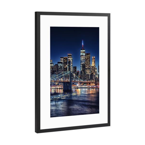 Poster mit Rahmen Schwarz (Metallic) "Nacht in New York" artboxONE - Städte,Städte / New York,Architektur
