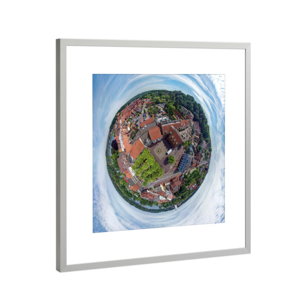 Poster mit Rahmen Silber "Mölln-Altstadt Marktplatz" artboxONE - Städte,Natur,Reise,Architektur,Städte / Weitere