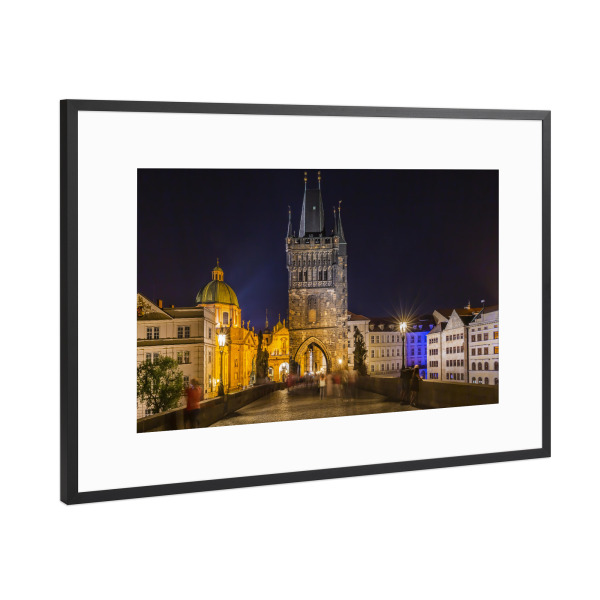 Poster mit Rahmen Schwarz (Metallic) "Trubel auf der Karlsbrücke" artboxONE - Architektur,Städte / Prag