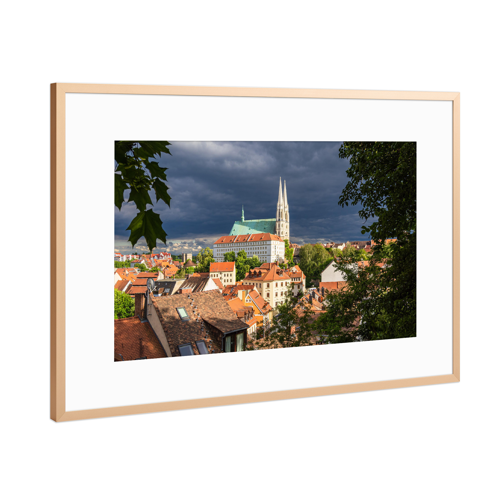Poster mit Rahmen Kupfer "Dächer, Kirche, Wolken" artboxONE - Reise,Architektur,Städte / Weitere