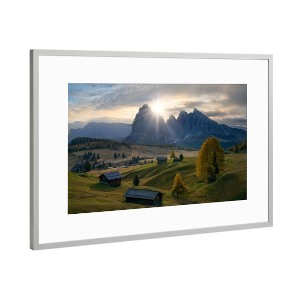Poster mit Rahmen Silber "First Light auf der Seiser Alm" artboxONE - Natur,Reise,Reise / Länder