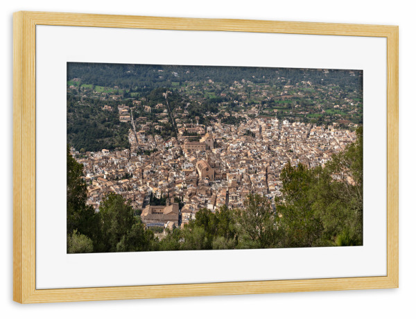 Poster mit Rahmen kiefer "Mallorca Blick auf Pollença" artboxONE - Städte,Reise,Reise / Länder