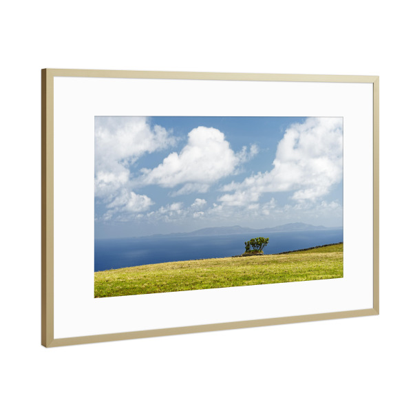 Poster mit Rahmen Gold "Azoren - Inselblick" artboxONE - Natur,Reise,Reise / Strand und Meer