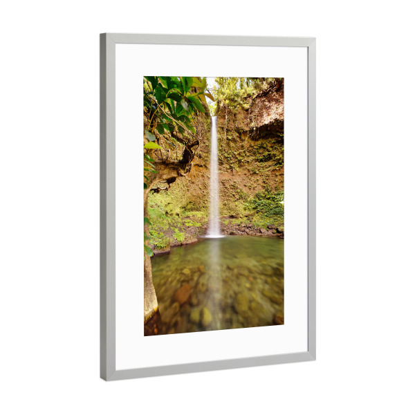 Poster mit Rahmen Silber "Wasserfall in Dominica" artboxONE - Natur,Reise