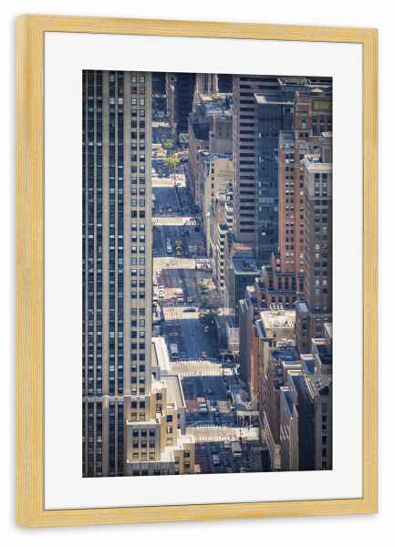 Poster mit Rahmen kiefer "New Yorker Straße" artboxONE - Städte,Städte / New York,Reise,Architektur,Reise / Länder
