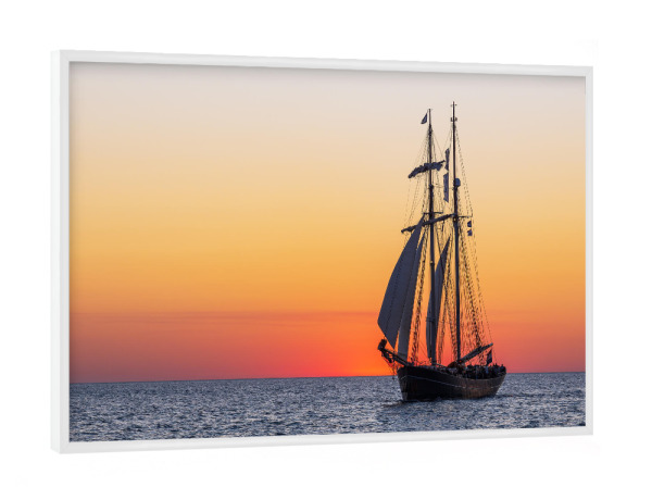 Poster mit weißem Rahmen "Windjammer im Abendrot" artboxONE - Natur,Reise,Reise / Strand und Meer