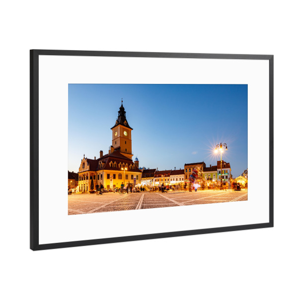 Poster mit Rahmen Schwarz (Metallic) "Marktplatz von Brasov in Rumänien" artboxONE - Städte,Architektur