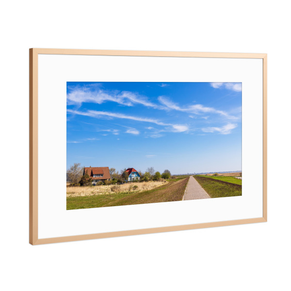 Poster mit Rahmen Kupfer "Deich und Häuser" artboxONE - Natur,Reise,Architektur
