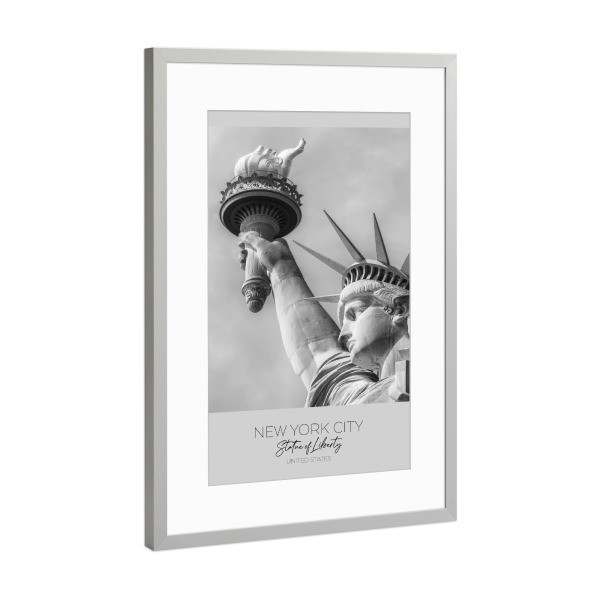 Poster mit Rahmen Silber "Im Fokus Freiheitsstatue im Detail" artboxONE - Städte / New York,Schwarzweiß