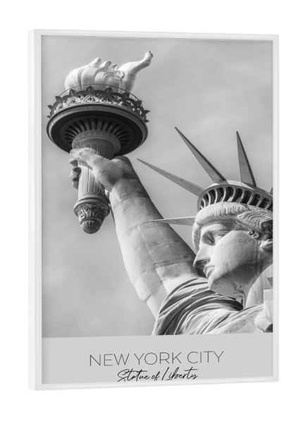 Poster mit weißem Rahmen "Im Fokus Freiheitsstatue im Detail" artboxONE - Städte / New York,Schwarzweiß