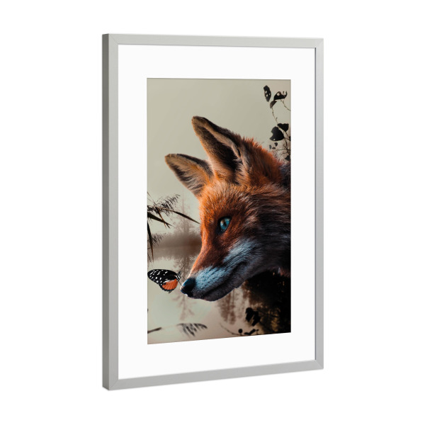 Poster mit Rahmen Silber "Fuchs mit Schmetterling" artboxONE - Natur,Tiere - Fuchs,Fuchskopf,Schmetterling,Fuchs in der natur,Tier,Natur