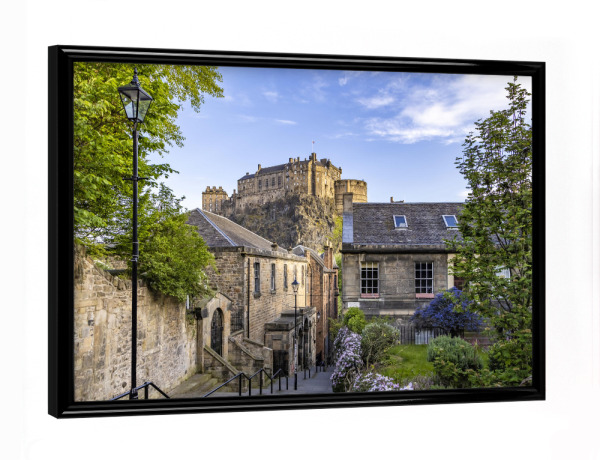 Poster mit schwarzem Rahmen "The Vennel in Edinburgh" artboxONE - Städte,Architektur