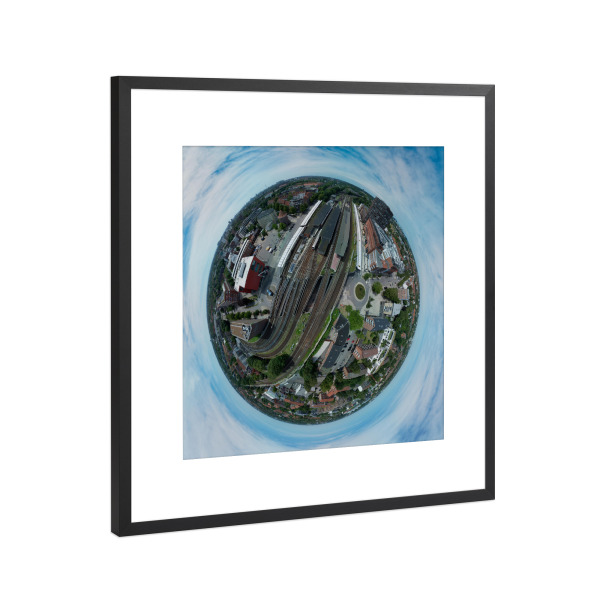 Poster mit Rahmen Schwarz (Metallic) "HH-Barmbek Fuhle - Bhf" artboxONE - Städte,Städte / Hamburg,Reise,Architektur,Reise / Länder