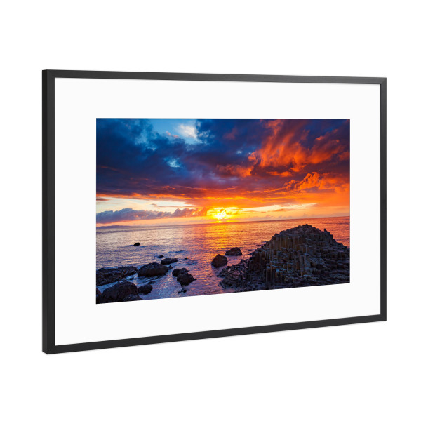 Poster mit Rahmen Schwarz (Metallic) "The Gaint ́s Causeway" artboxONE - Natur,Reise,Reise / Strand und Meer