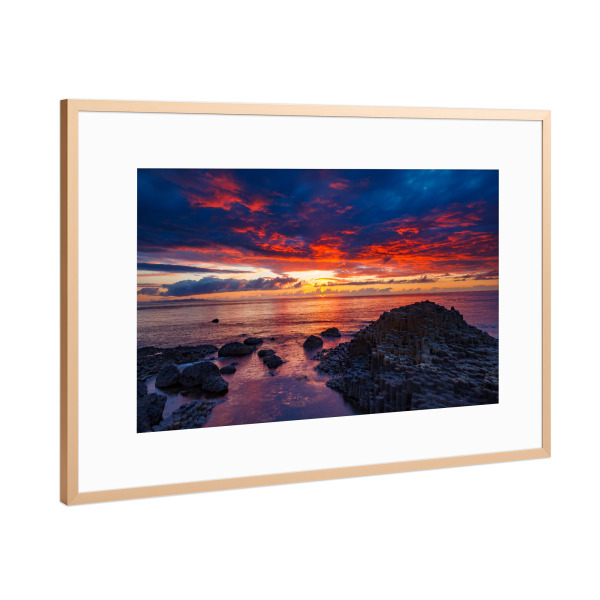 Poster mit Rahmen Kupfer "Irlands Gaint ́s Causeway" artboxONE - Natur,Reise,Reise / Strand und Meer