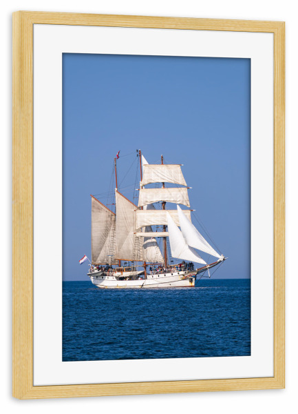 Poster mit Rahmen kiefer "Segelschiff unter Segel" artboxONE - Natur,Reise,Reise / Strand und Meer