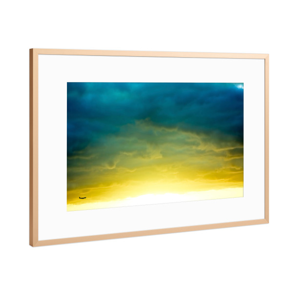 Poster mit Rahmen Kupfer "Flugzeut am Horizont" artboxONE - Natur,Reise