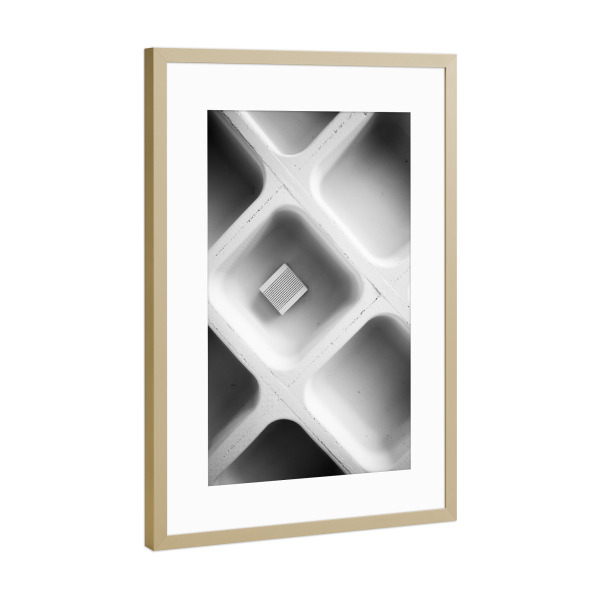 Poster mit Rahmen Gold "Der Klang der Stille" artboxONE - Abstrakt,Schwarzweiß,Architektur