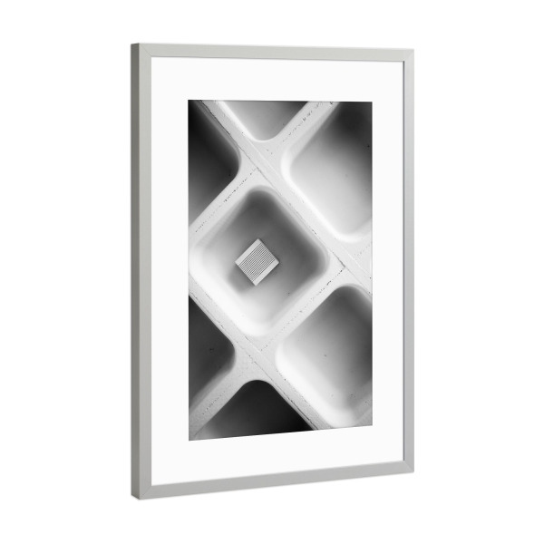 Poster mit Rahmen Silber "Der Klang der Stille" artboxONE - Abstrakt,Schwarzweiß,Architektur