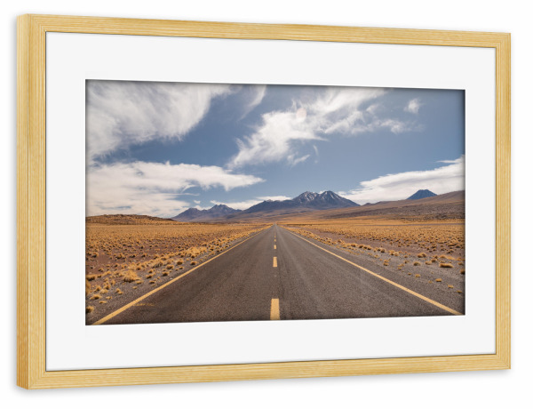 Poster mit Rahmen kiefer "Altiplano Roads" artboxONE - Natur,Reise,Automobile - Altiplano,Reisen,Strasse,Berge,Chile,Wüste,Vulkan,Gelb,Himmel